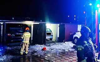 Dwie osoby poszkodowane w pożarze garażu w Braniewie